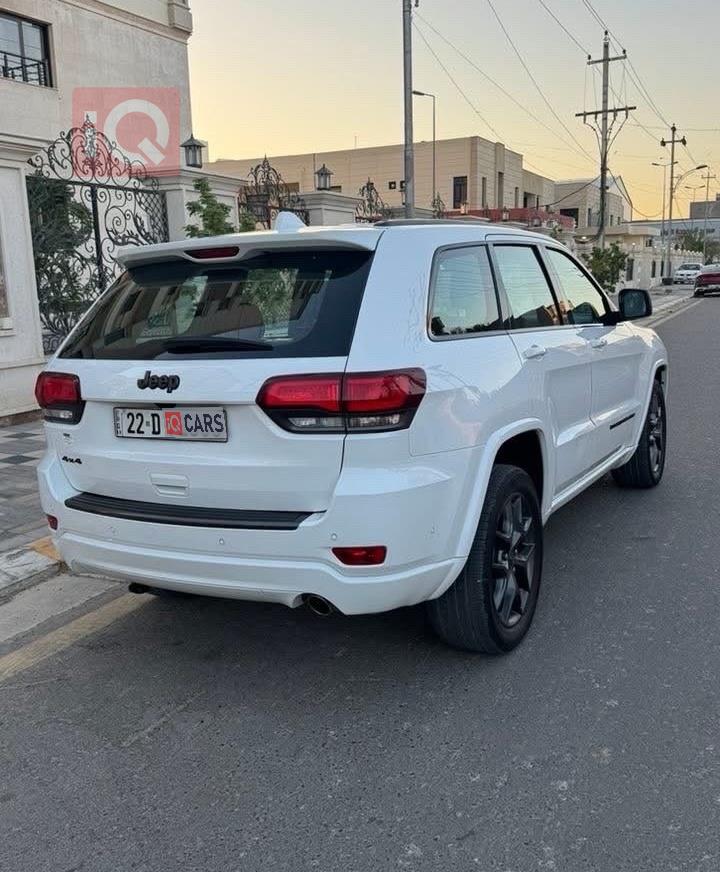 جيب جراند شيروكي